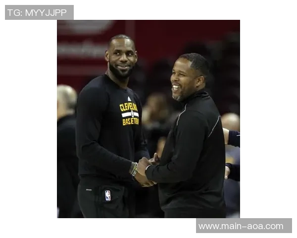 名记曝达蒙琼斯多次泄露詹姆斯伤情并参赌詹姆斯未被指控不当行为