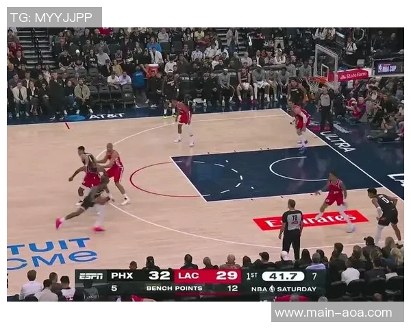 杰伦格林右腿筋拉伤恢复期预计4到6周后再评估情况